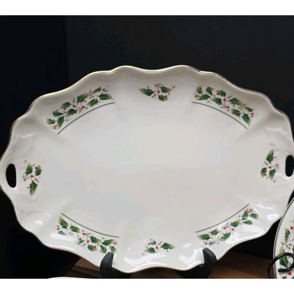 Home for the Holidays Soup Pasta Bowl Set of 4(OR 3) Christmas Holly Gold Rim 8" - Picture 12 of 14